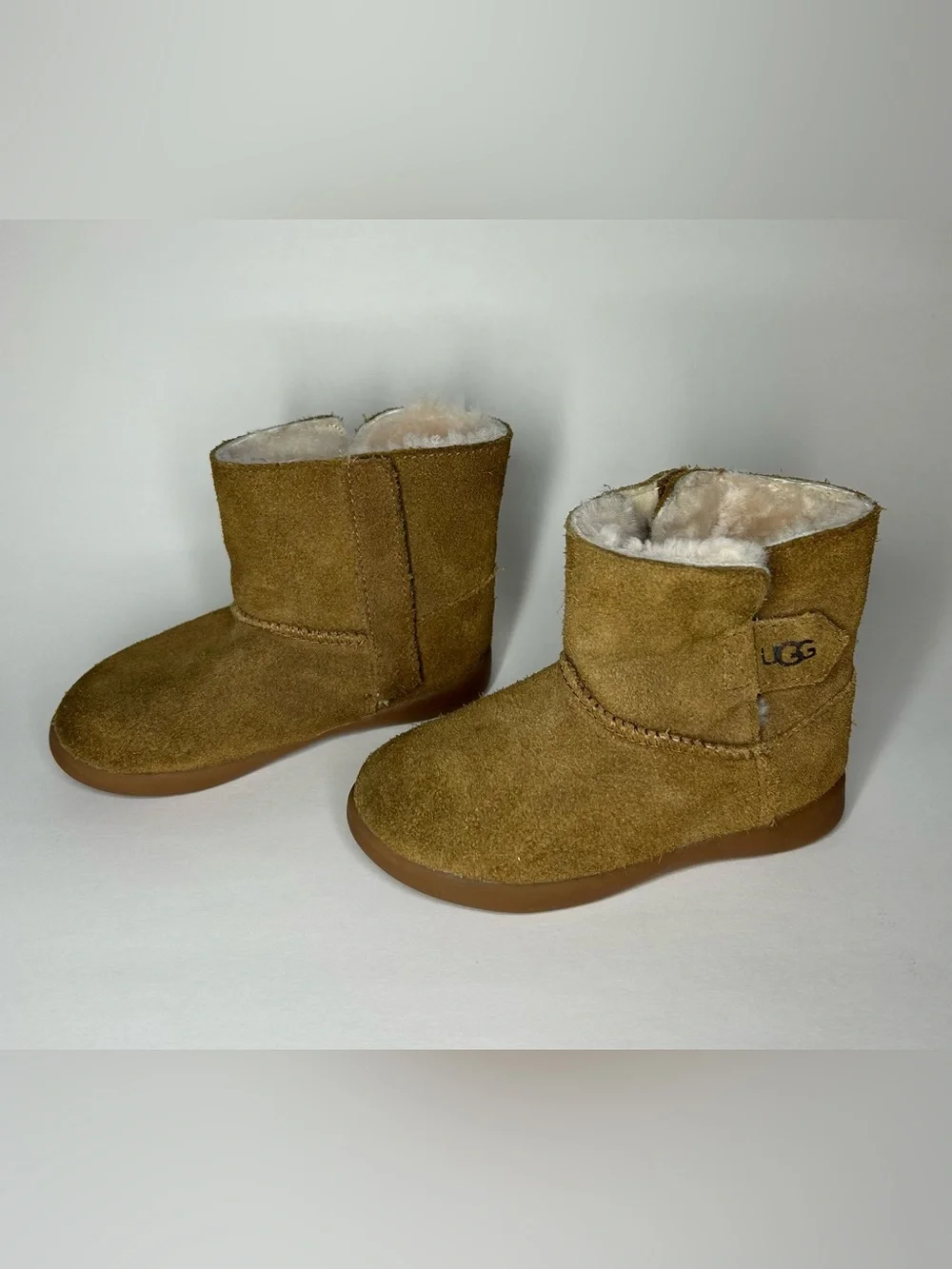 UGG Keelan II Toddler Chestnut Sheepskin Suede Winter Boots Sz 9 toddler